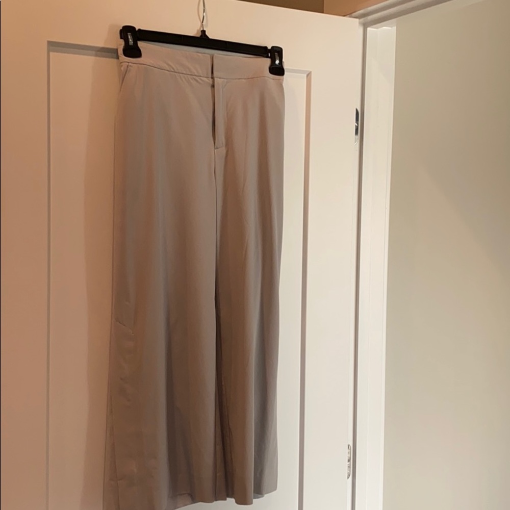 Athleta Tribeca Crop Pants - 14 - beige / tan